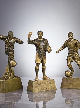 新足球模型摆件篮球人物雕塑酒柜办公室桌面装饰品奖杯树脂工艺品