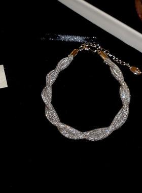 Wrapped mesh necklace 欧美锆石缠绕网状几何圆圈项链女时尚气质