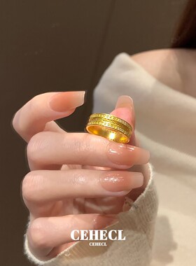 高颜值食指戒古法錾刻金色戒指女