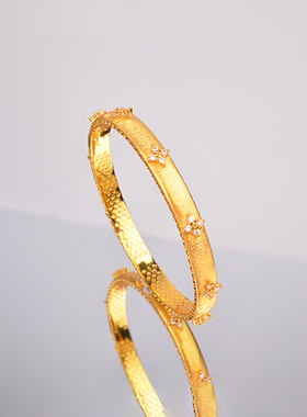 爱果拉丝金花朵双层开口手镯