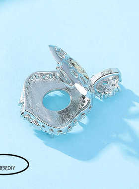 开盖款满钻豪华镶嵌翡翠佛公吊坠