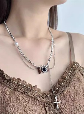 项链女复古棕色滴釉相机吊坠款甜酷辣妹风卫衣链秋冬毛衣链流苏款