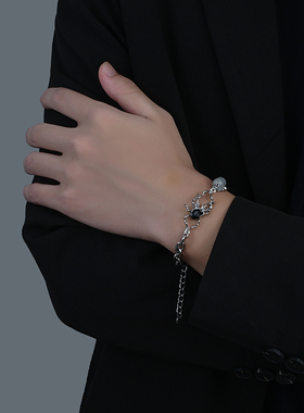 黑蜘蛛手链男女ins原创小众设计