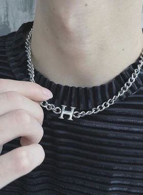 钛钢H字母吊坠项链男女欧美风