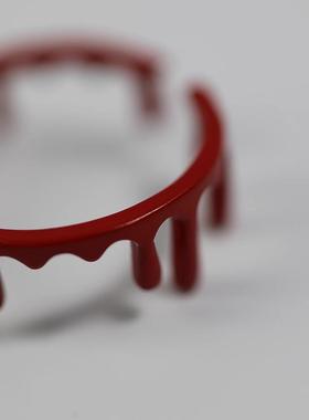 无聊了戴个流血的小戒指!戒指