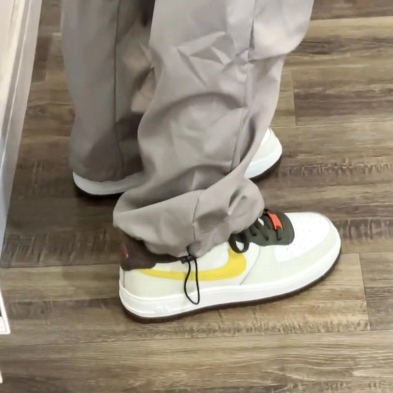 耐克/Nike Air Force 1  芥末黄女子空军休闲运动板鞋 FV3647-171,淘宝优惠券,粉丝福利购,淘宝优惠卷