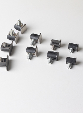 极简枪黑二合一板托隔板托橱柜衣