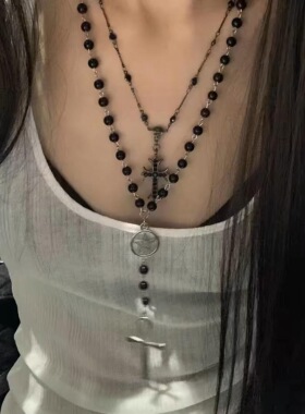 潮酷复古暗黑十字架珠串项链小众长款亚文化辣妹珠子高级感毛衣链