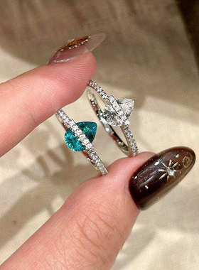 清冷感爆闪绿色水滴戒指女轻奢高级感精致气质食指戒指环