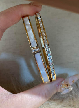 韩系金色爆闪仿排钻贝母叠戴手镯