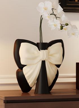 中古风法式复古摆件蝴蝶花瓶轻奢高级感小众客厅玄关桌面装饰品