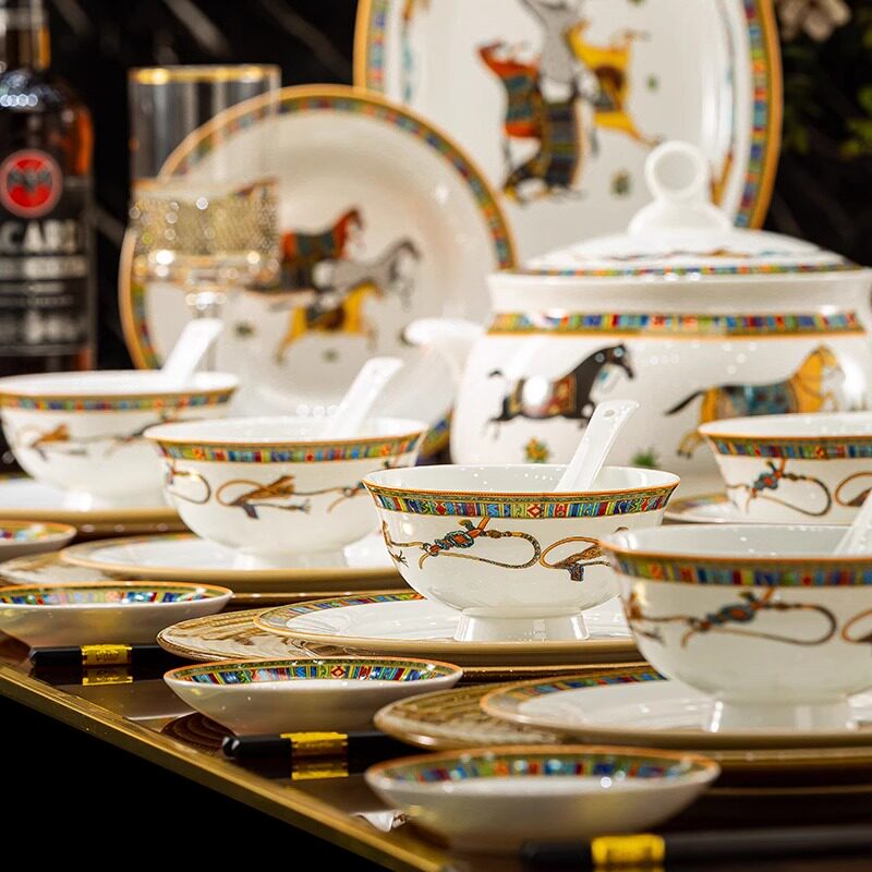 景德镇陶瓷饭碗家用2026新款高颜值碗碟套装餐具米饭碗轻奢高级感