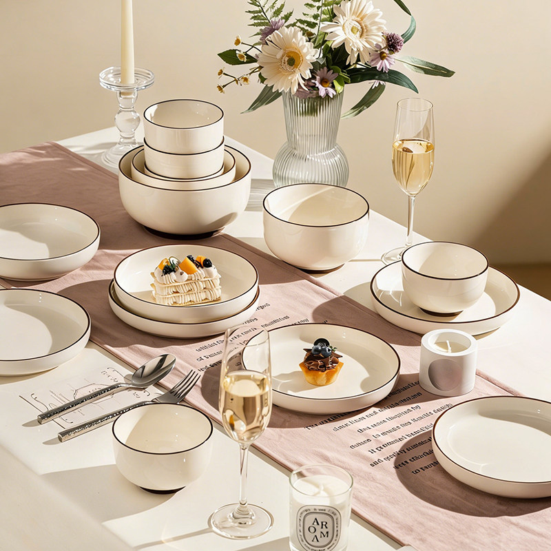 釉下彩奶油风陶瓷饭碗家用米饭碗高颜值网红碗面碗汤碗吃饭碗餐具