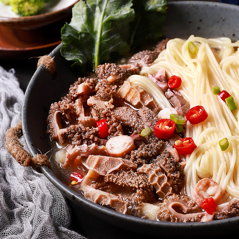 正宗内蒙古羊杂汤加热即食全套羊汤羊肉汤速食羊杂碎火锅真空熟食-图1