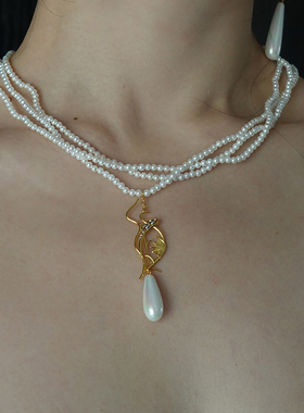 RetroChic百灵鸟铃兰花项链