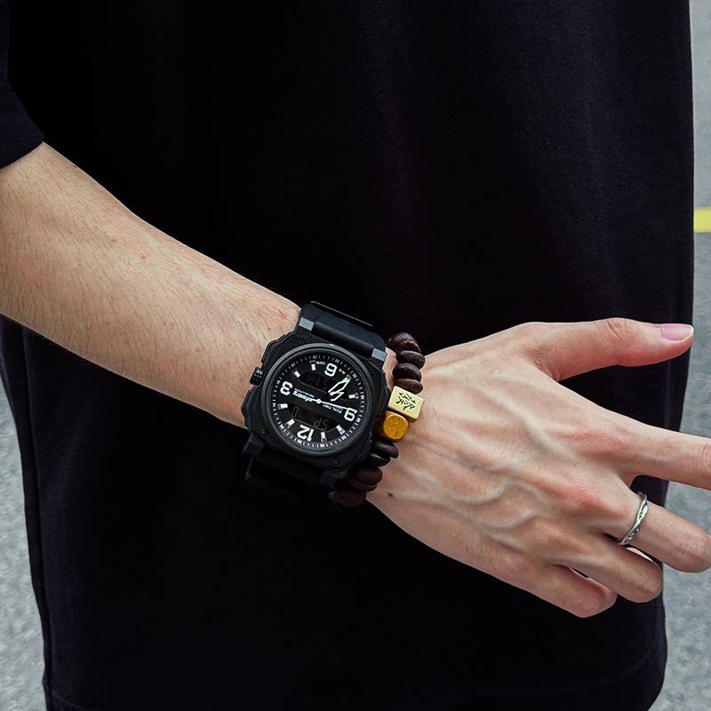 Infantry鹰轰官方旗舰店鹰轰黑武士男士手表时尚双显手表生日礼物