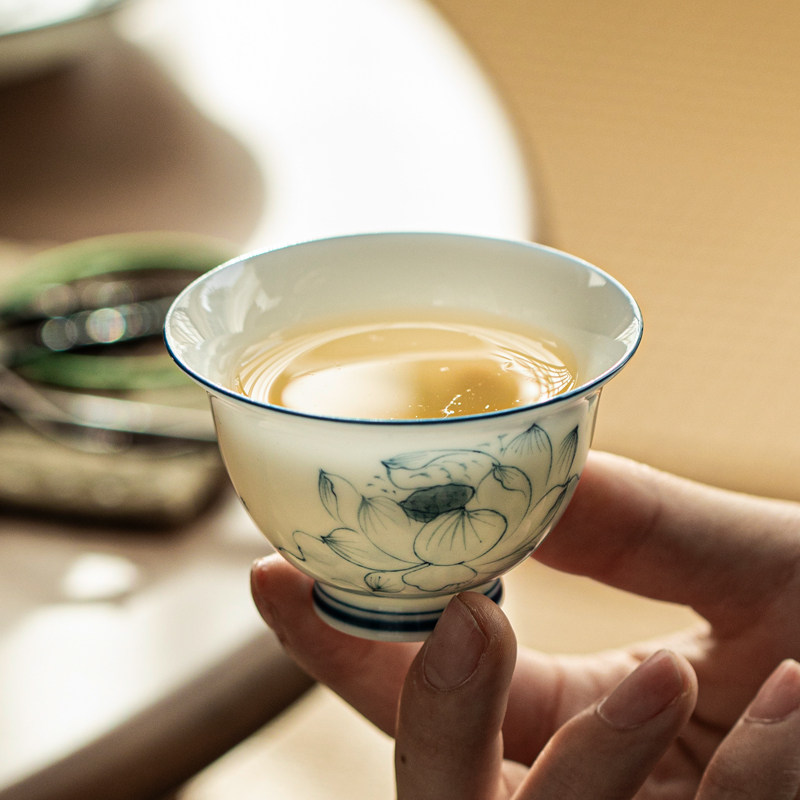 冰种玉瓷重工手绘青花品茗杯釉下彩高档薄胎茶杯功夫茶具送礼茶盏,淘宝优惠券,粉丝福利购,淘宝优惠卷