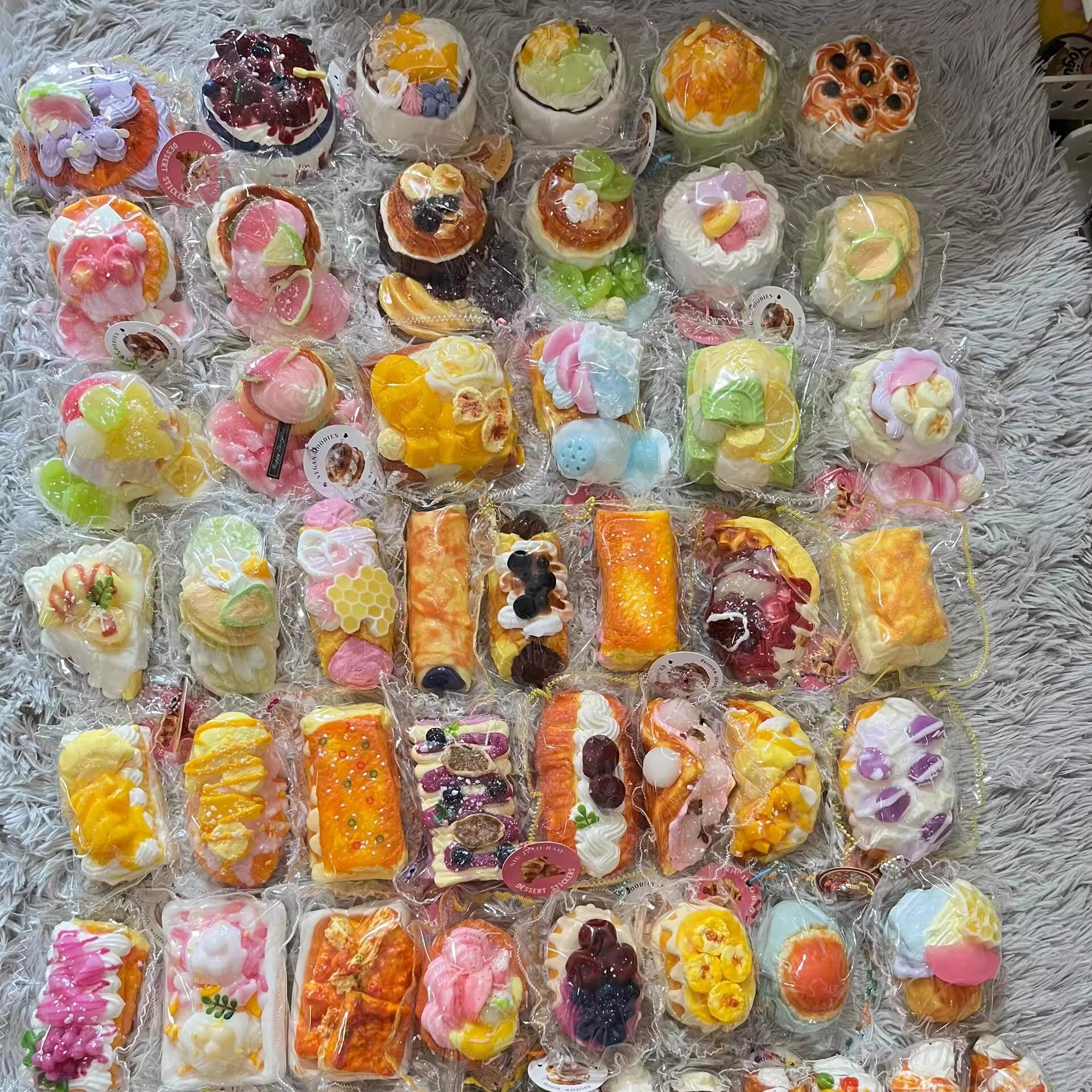 网红爆款高颜值捏捏乐盲盒解压发泄神器泥感慢回弹儿童无毒玩具 - 图2