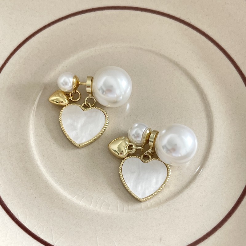 新款法式明星同款爱心白贝母耳钉女韩国气质简约桃心珍珠心形 - 图3