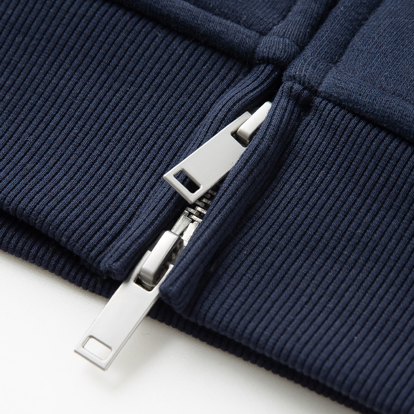 GOST基础款铅笔英文字母开衫连帽卫衣外套百搭潮牌上衣 - 图2