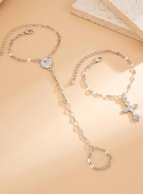 欧美跨境饰品 轻奢简约高级感连指手链潮流时尚十字架吊坠手链女