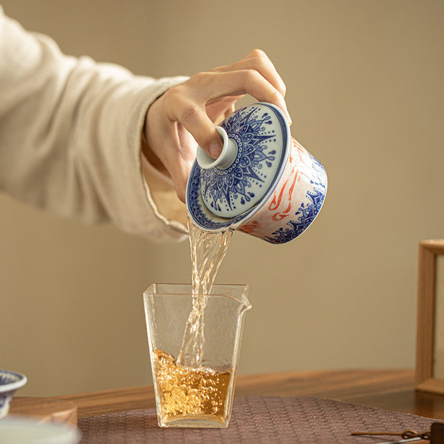 Jingdezhen Blue and White Dunhuang Flying Thousand Buddhas Not Hot Sancai Covered Bowl Ceramic Kung Fu Tea Set Teacup Tea Set