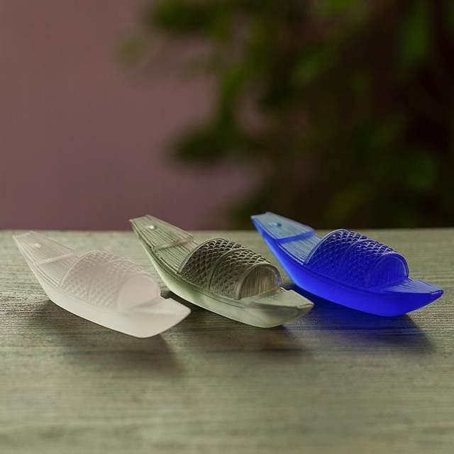 Handmade glass smooth sailing boat incense stick creative incense tea ceremony ornaments incense seat holder base niche high-end sense