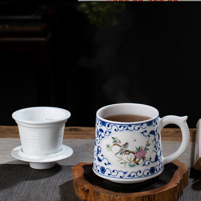 Jingdezhen blue and white ceramic tea cup tea water separation office filter porcelain cup with lid household single cup with handle