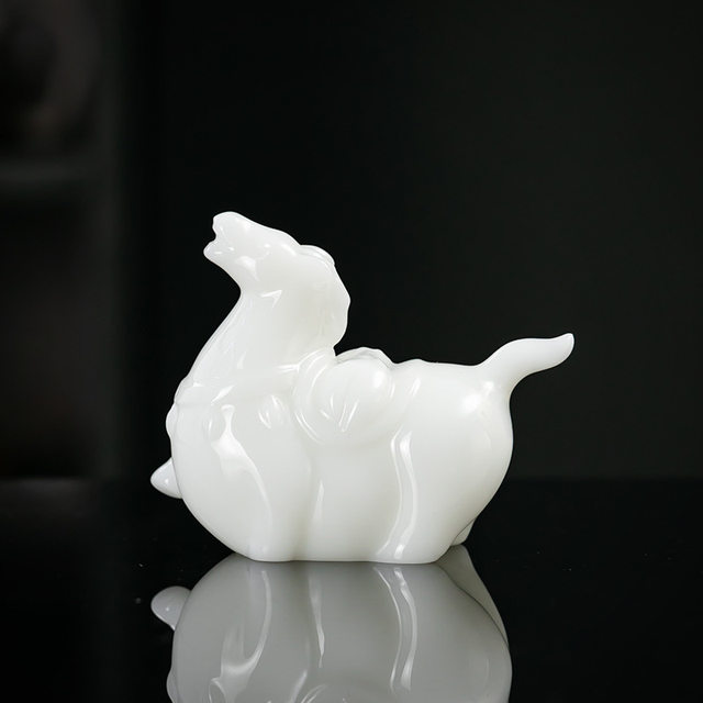 Ice type jade ceramic Tang horse zodiac horse high-end tea pet ornaments Chinese household tea set desktop tea room decorations