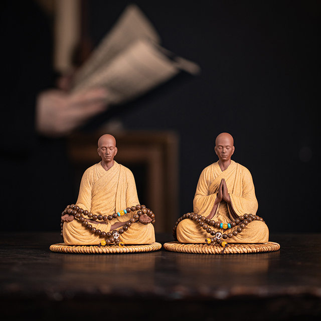 Chinese Zen style purple sand monk tea pet ornaments tea room tea table desktop Bogu rack home decoration crafts