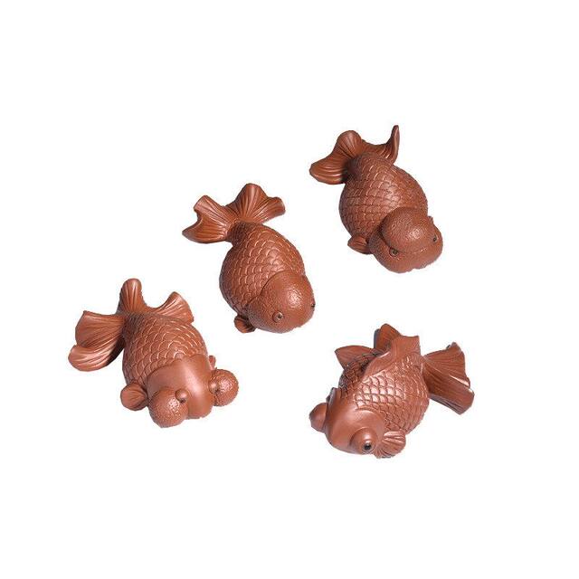 Purple sand goldfish tea pet ornaments can be used to raise fish tanks, tea sets, tea tables, large kung fu accessories, tea play koi
