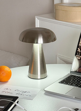 轻奢高级感触摸充电床头小夜灯