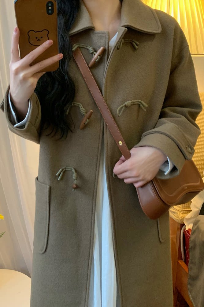 冬季女新款燕麦色毛呢外套