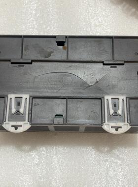 台达PLC DVP40ES200R通电如图 少插口排