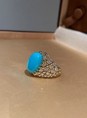 浪漫传说中古蓝松蛋面锆石戒指