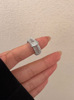 浪漫传说高级感小香风金属手饰