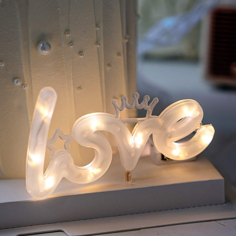 520情人节烘焙蛋糕装饰爱心发光灯love灯摆件白色飘带甜品台装扮