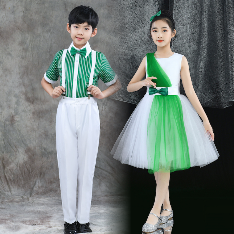 小学生合唱服儿童幼儿园集体舞蹈春晓绿色诗歌朗诵服春天演出可爱