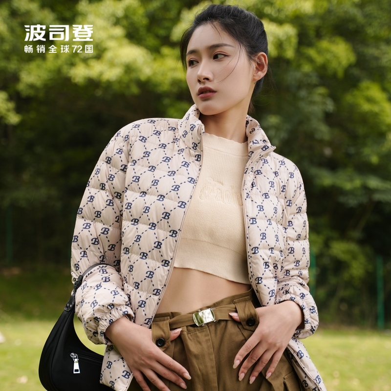 波司登2023新款羽绒服男女短款轻暖卡其经典老花轻薄休闲时尚保暖