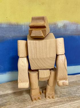 大脸猫桌面摆件机器猩猩创意小礼物可爱房间木质工艺品设计软装