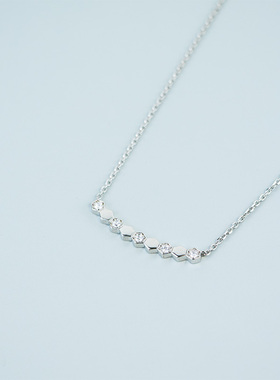 蜂巢微笑项链轻奢高级感明星同款