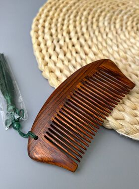 厂家出售各式材质梳子桃木白酸枝木质雕刻 女士长发化妆梳子按木