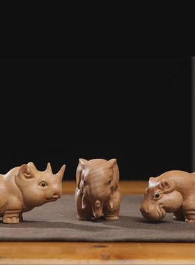 榉木雕刻非洲三宝动物大象犀牛河马文玩手把件家居汽车办公室摆件