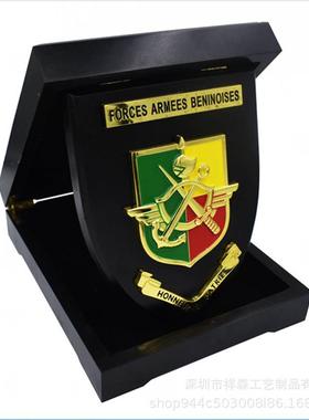 木金属厂家奖牌制作锌合金木托底座榉木奖牌胡桃木金属纪念摆件