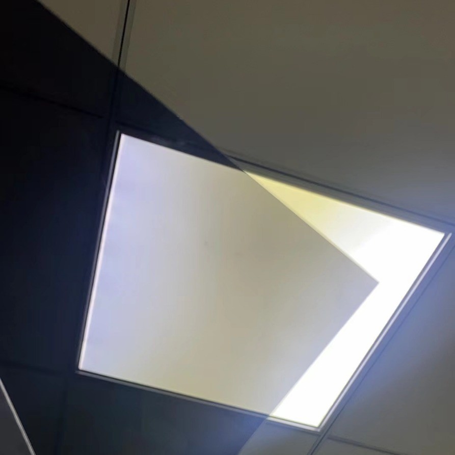 太阳帽舌遮阳板遮光片PC茶色透明片半透黑茶色丝印UV太阳帽遮光板 - 图1