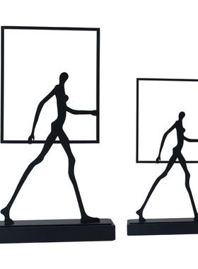 热销简约现代房间铁艺术软装饰品售楼处抽象人物摆件样板轻奢人体