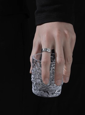 钛钢不褪色戒指男潮冷淡风高级感潮牌自律单身戒潮个性食指戒指环