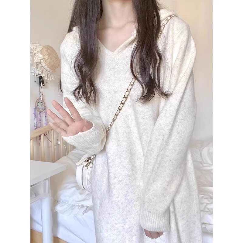 针织连衣裙女秋冬季2024新款裙子高级感内搭独特超好看气质赫本风,淘宝优惠券,粉丝福利购,淘宝优惠卷