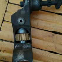 Taiwan Mighty Vertical Rocker Milling Machine Accessories Original B1-17 Turbine Shelf Total Mouse Shelf Auto Wallet