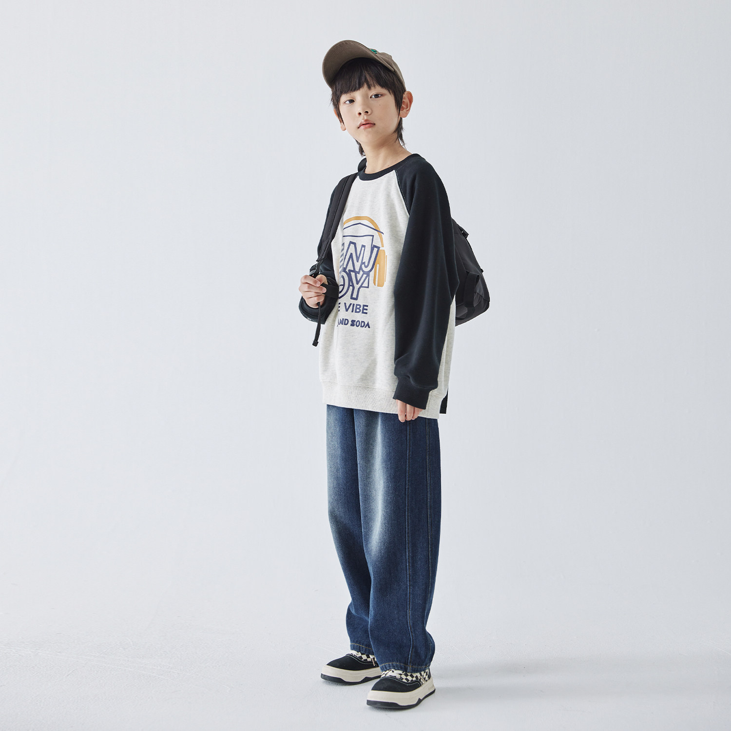 蓝汽水2025秋季新款卫衣男童撞色插肩亲子装字母印花拉绒面料上衣,淘宝优惠券,粉丝福利购,淘宝优惠卷